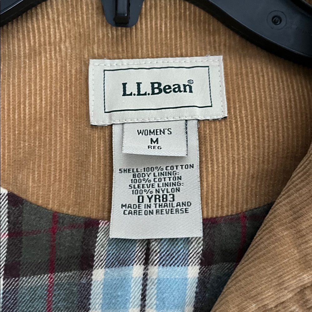 L.L. Bean women’s Tan Corduroy Jacket - Picture 2 of 4